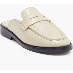 Women’s Steve Madden Mulberry leather Mule  size 7,5 new in box